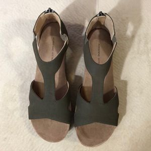 Adrienne Vittadini Sandals